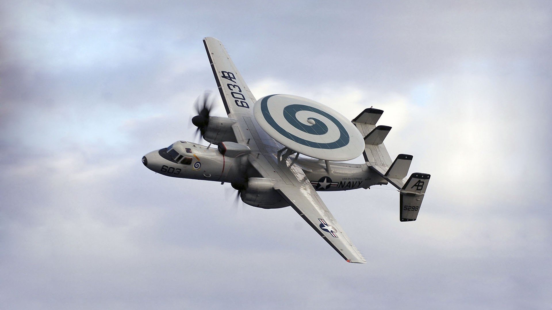 葡萄牙vsAC米兰，帕尔默的不对称美学统治全场