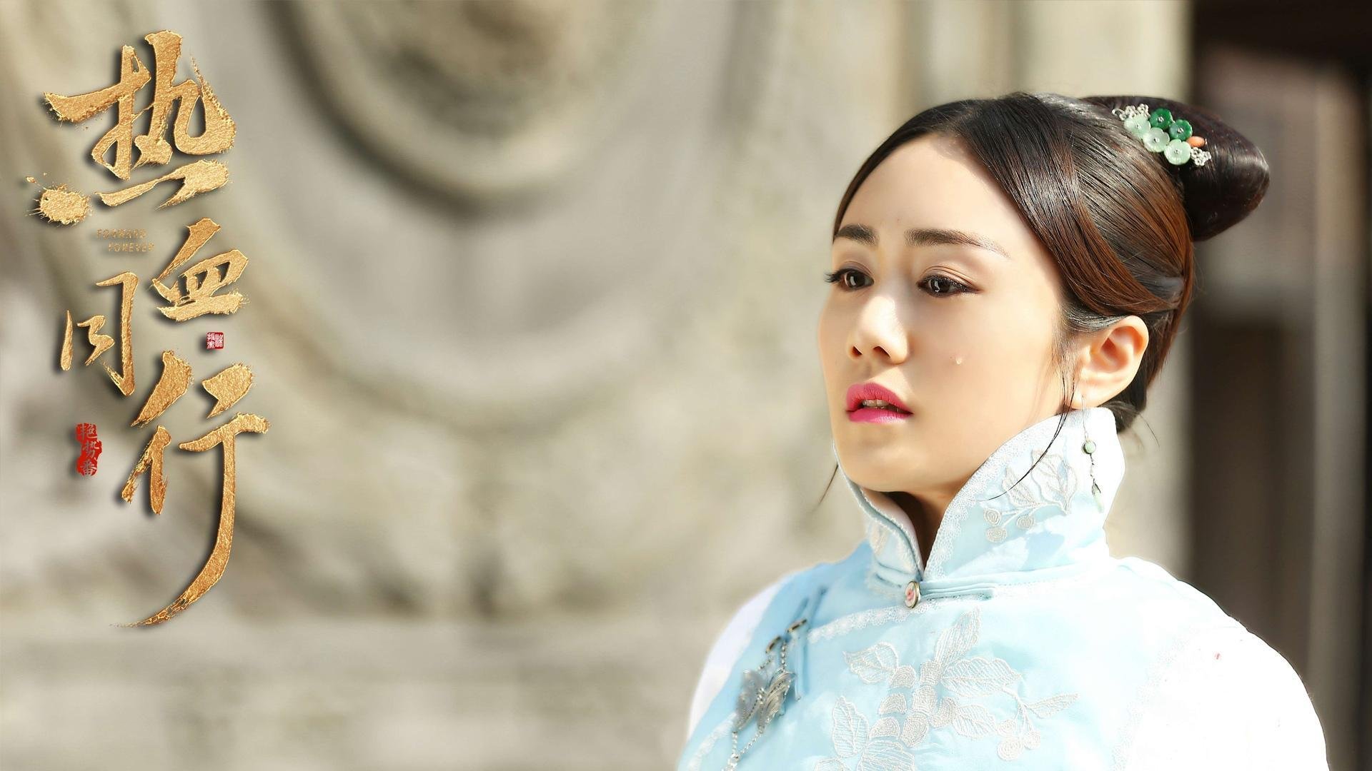 引擎咆哮处，一位足球机器人在午夜超车—本泽马，F1街道赛上的幽灵车手