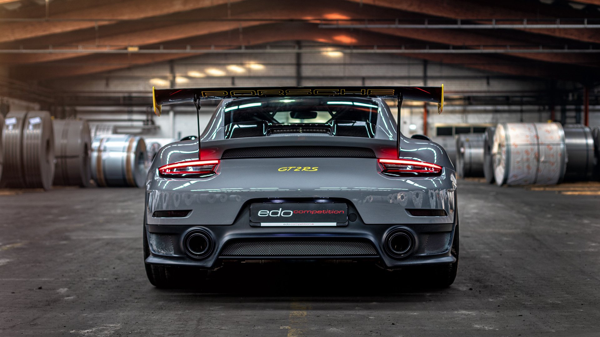 悬崖边起舞，奥纳纳西决生死夜扛起整座城市的重量